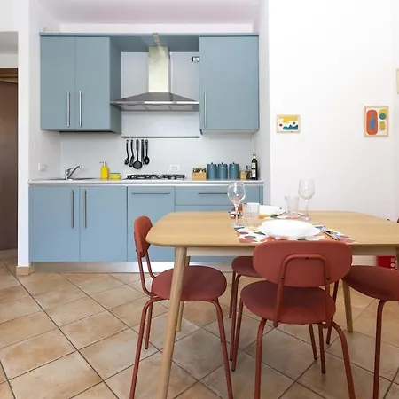 Host4u - Casetta Di Viola Con Piscina E Parcheggio A Due Passi Dal Di Garda Apartament *