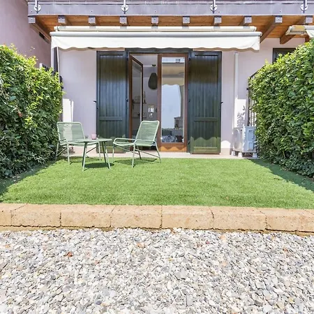 Host4u - Casetta Di Viola Con Piscina E Parcheggio A Due Passi Dal Di Garda Apartament *